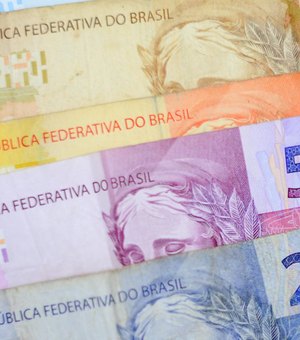 Antecipação do salário de janeiro injeta cerca de R$ 500 milhões na economia de AL