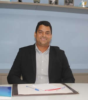 ‘Me sinto muito honrado’, diz Gabriel Vasconcelos ao assumir Prefeitura de Maragogi