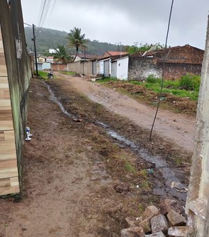 Moradores do bairro João XXIII, em Palmeira, fazem apelo para conclusão de pavimentação das ruas
