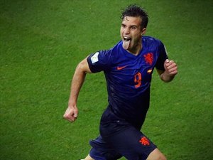 ''Foram cinco, mas poderiam ter sido oito'', afirma Van Persie