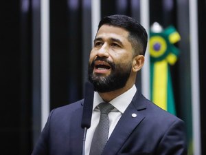 Delegado Fabio Costa destina mais de R$ 2,2 milhões para Santana do Ipanema