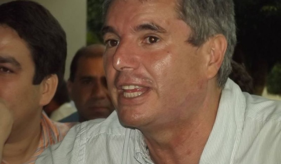 Prefeito de Canapi é novamente afastado após decisão judicial