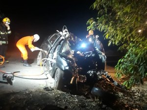 [Video] Colisão entre carro e veículo de abastecimento  deixa vítima fatal em Coruripe