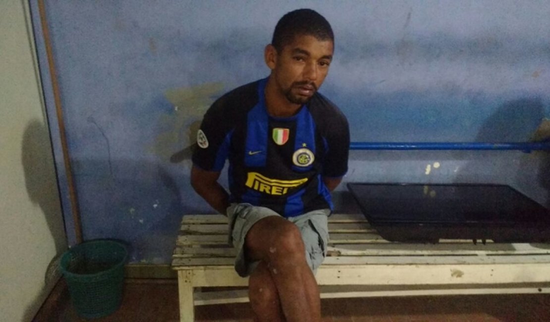 Homem é preso após invadir residência e furtar TV de LED