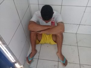 Jovem foragido da Justiça é preso ao tentar fugir da polícia 