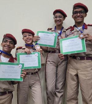 Vinte e quatro estudantes da rede estadual são premiados na Olimpíada Alagoana de Matemática