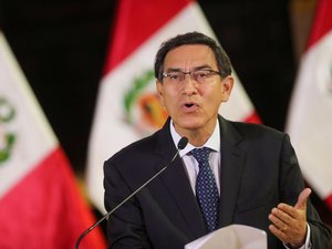 Presidente do Peru anuncia dissolução do Congresso