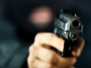 Homens em carro de Hot Dog assaltam mulher na zona rural de Arapiraca