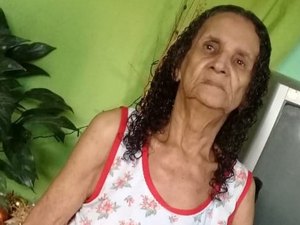 [Vídeo] Família de idosa pede doações de fraldas geriátricas e cadeira de banho