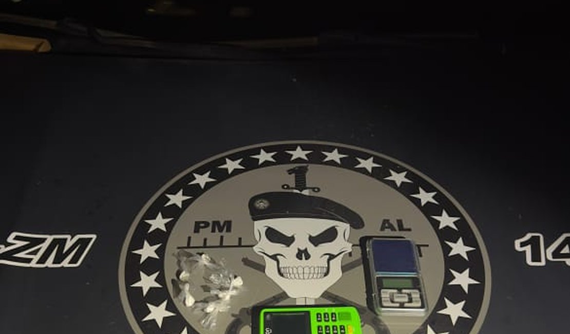 Jovem é flagrado com cocaína no município de Joaquim Gomes