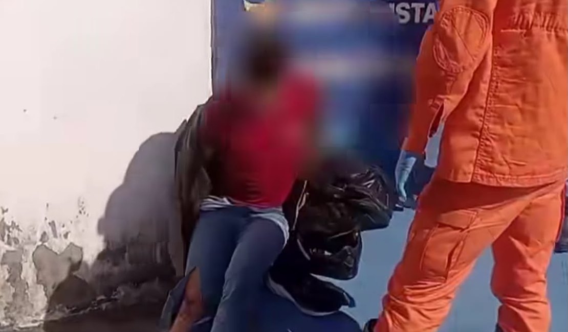 Colisão entre carro e moto deixa jovem ferido em Palmeira dos Índios