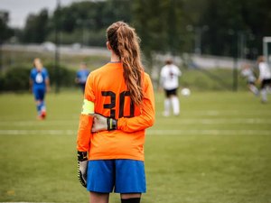 Mesmo com oito jogadoras infectadas, equipe volta a treinos em Manaus