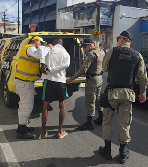 Servente de pedreiro é preso após roubar celulares no bairro do Poço, em Maceió