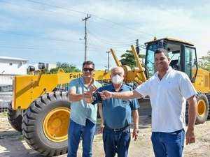 Município de Maragogi ganha nova patrol do Governo do Estado
