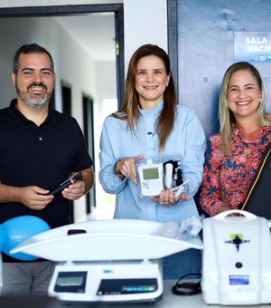 Prefeita Ceci entrega novos equipamentos às Unidades Básicas de Saúde de Atalaia