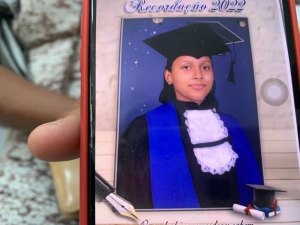 Adolescente com problema mental desaparece pela segunda vez e família procura por ela em Penedo