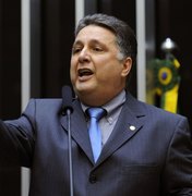 Ministro nega liminar para suspender condenação de Garotinho