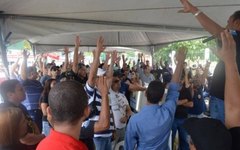 Policiais civis participam de paralisação nacional contra o congelamento salarial