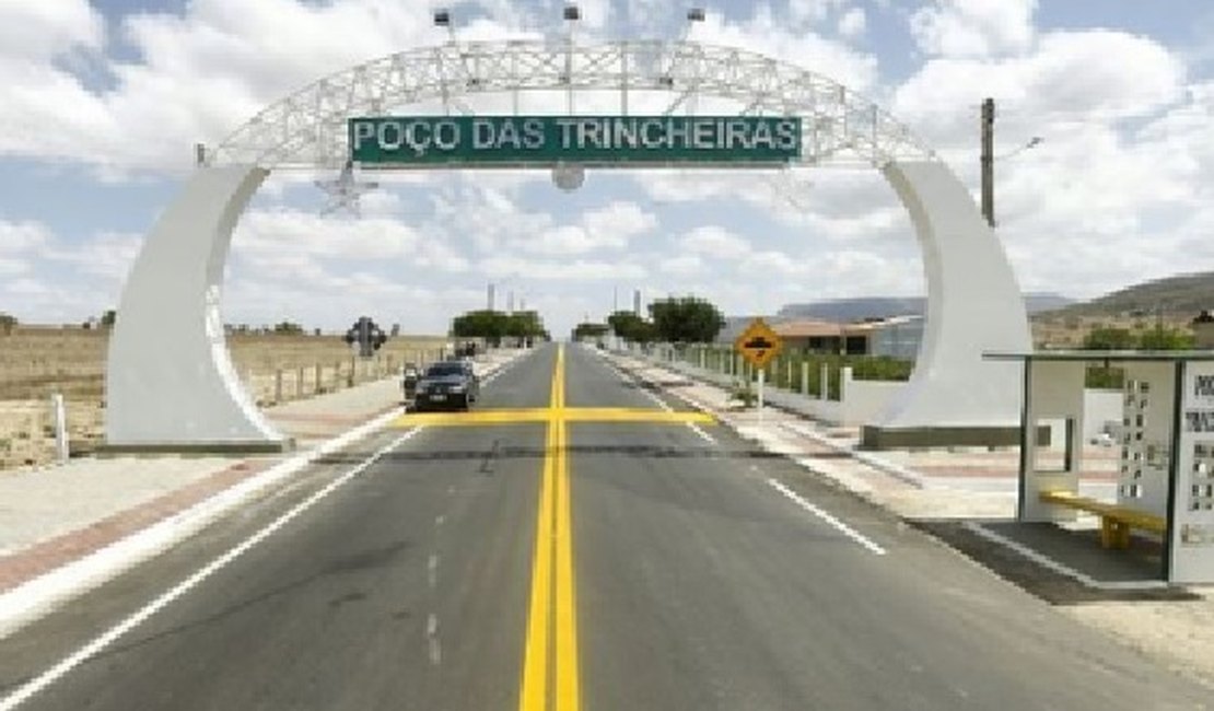 MP fiscaliza escolas e constata problemas no ensino em Poço das Trincheiras