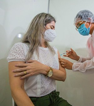 Arapiraca convoca população para tomar segunda dose das vacinas Astrazeneca e Coronavac