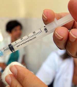 Nova vacina contra meningite chega às unidades de saúde de Maceió