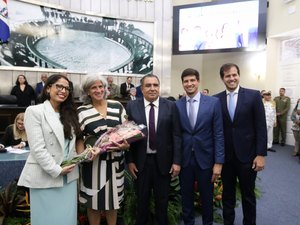 Eduardo Campos recebe título póstumo de cidadão alagoano