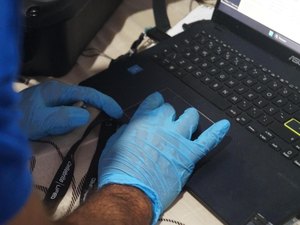 Polícia Científica apreende dispositivos em operação de combate à pornografia infantil