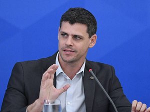 Orçamento de 2021 ameaça Bolsonaro com mesma pedalada que derrubou Dilma Rousseff