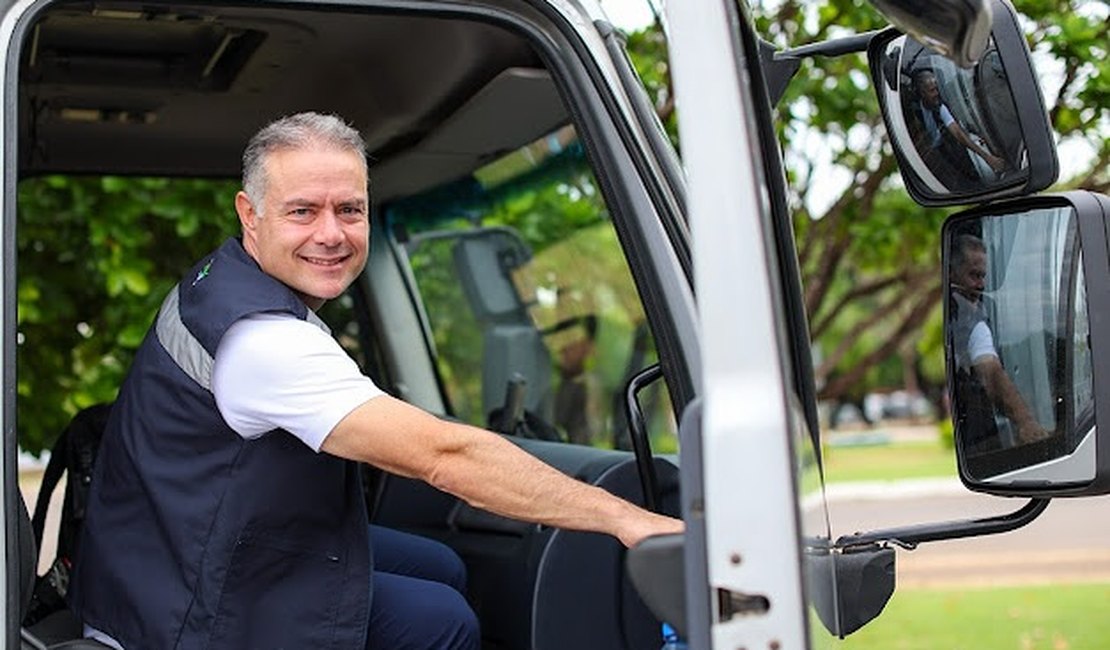 Renan Filho deixa governo Lula com o trunfo de ter evitado a greve nacional dos caminhoneiros