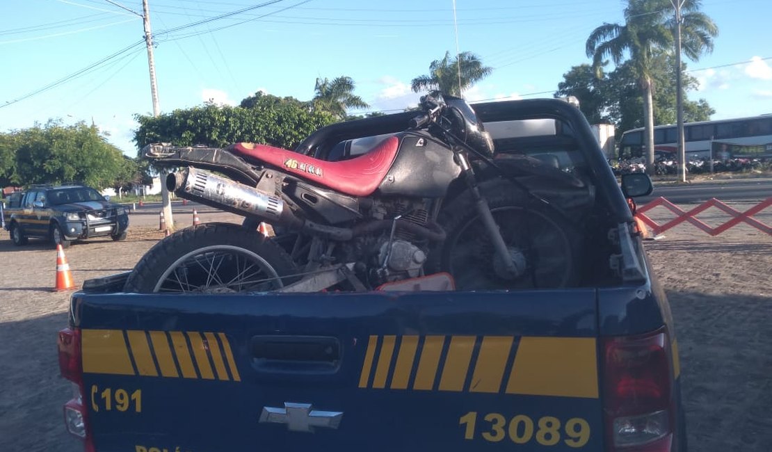 PRF prende motociclista embriagado e apreende moto adulterada na BR 316
