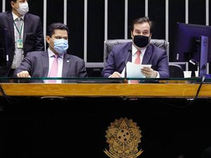 AGU: reeleição no Senado e Câmara deve ser definida pelas Casas