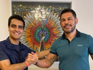 Campeão Minotauro vem a Maceió para conversar sobre projeto de incentivo ao esporte