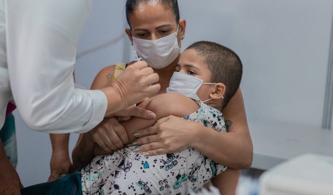Maceió ultrapassa 60% do público infantil vacinado com a primeira dose