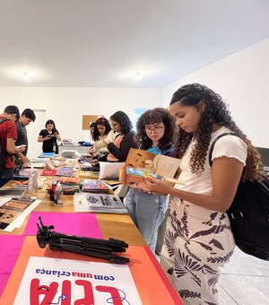 Imprensa Oficial Graciliano Ramos recebe estudantes de jornalismo da Ufal