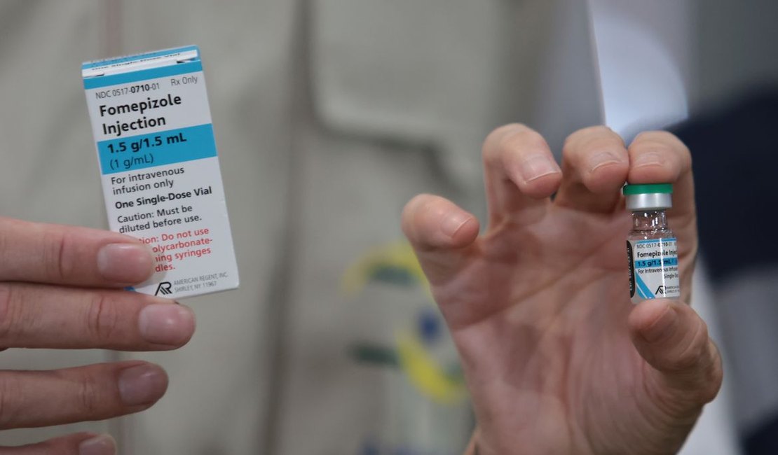 Brasil recebe 2,5 mil doses de fomepizol, antídoto contra metanol; AL fica com 24 unidades