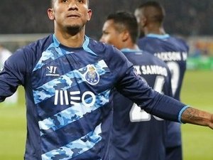 Real paga R$ 108,5 milhões ao Porto para ter Danilo