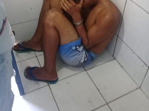 Homem tenta fazer sexo com a esposa na frente do filho de 4 anos