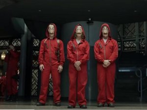 Bando tenta roubar banco imitando série “La Casa de Papel”