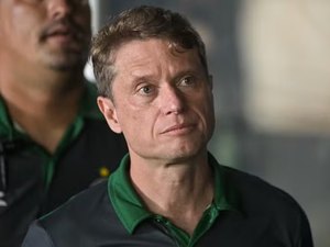 Coritiba demite o técnico Fernando Seabra