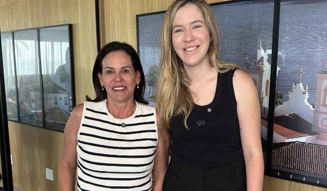 Cibele Moura amplia base política e anuncia aliança com Ivana Toledo, em Penedo