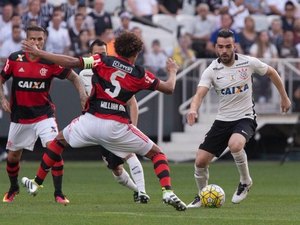 Corinthians cola no Palmeiras, Santos volta ao G4 e Ponte sobe na tabela
