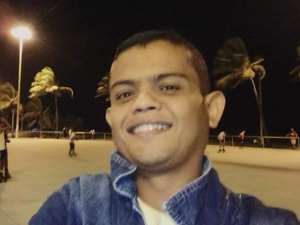Jovem que faz tratamento de hemodiálise precisa de doação de sangue O+ fenotipado