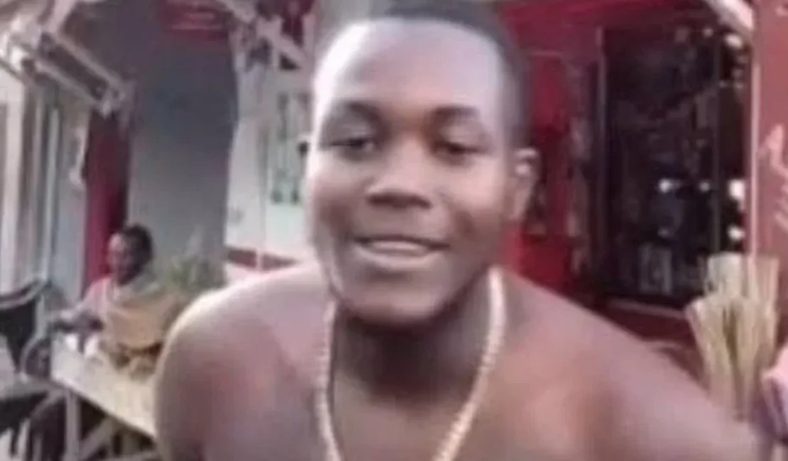 Tiktoker é morto a tiros durante transmissão ao vivo