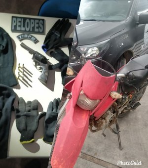 PM prende suspeito e apreende arma, munição e moto na cidade de Olivença