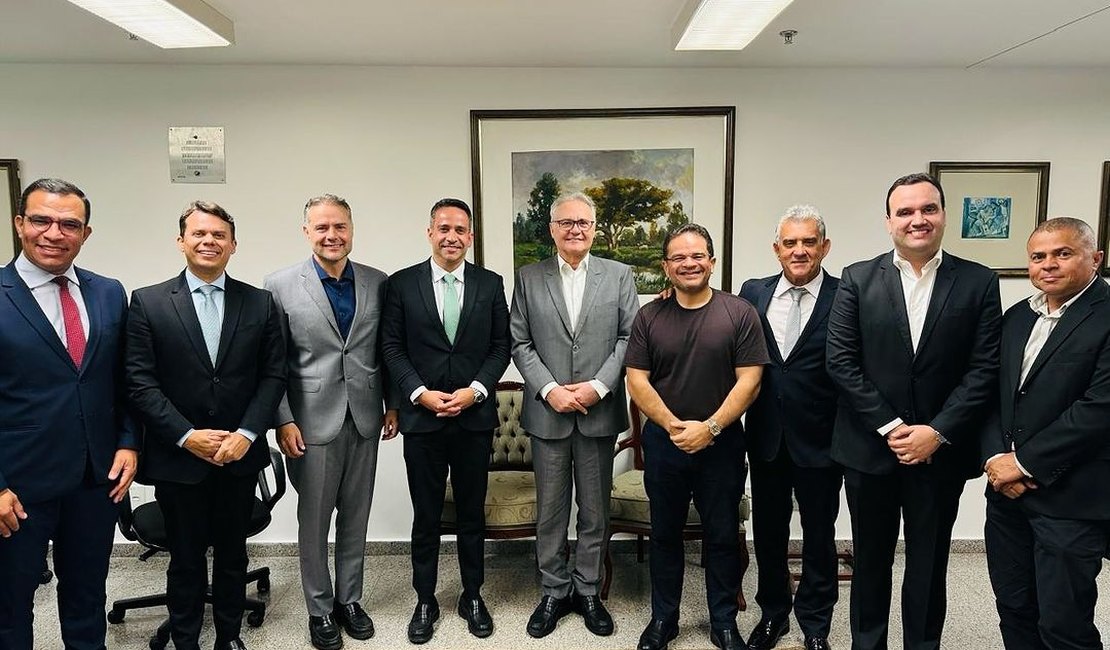 Governador Paulo Dantas participa de reunião em Brasília para definir convênio com Governo Federal