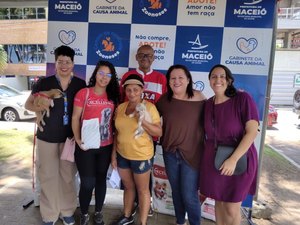 Feira de Adoção da Prefeitura de Maceió assegura lares para animais