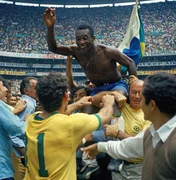 Pelé morre aos 82 anos após um mês internado