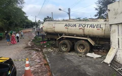 Motorista da Águas do Sertão morre após ser atropelado pelo próprio caminhão-pipa