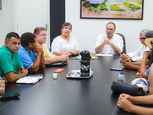 Prefeito Luciano Barbosa fortalece ações conjuntas com o movimento comunitário de Arapiraca