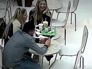 Imagens de câmeras de segurança e áudios complementam investigação sobre a morte do jogador